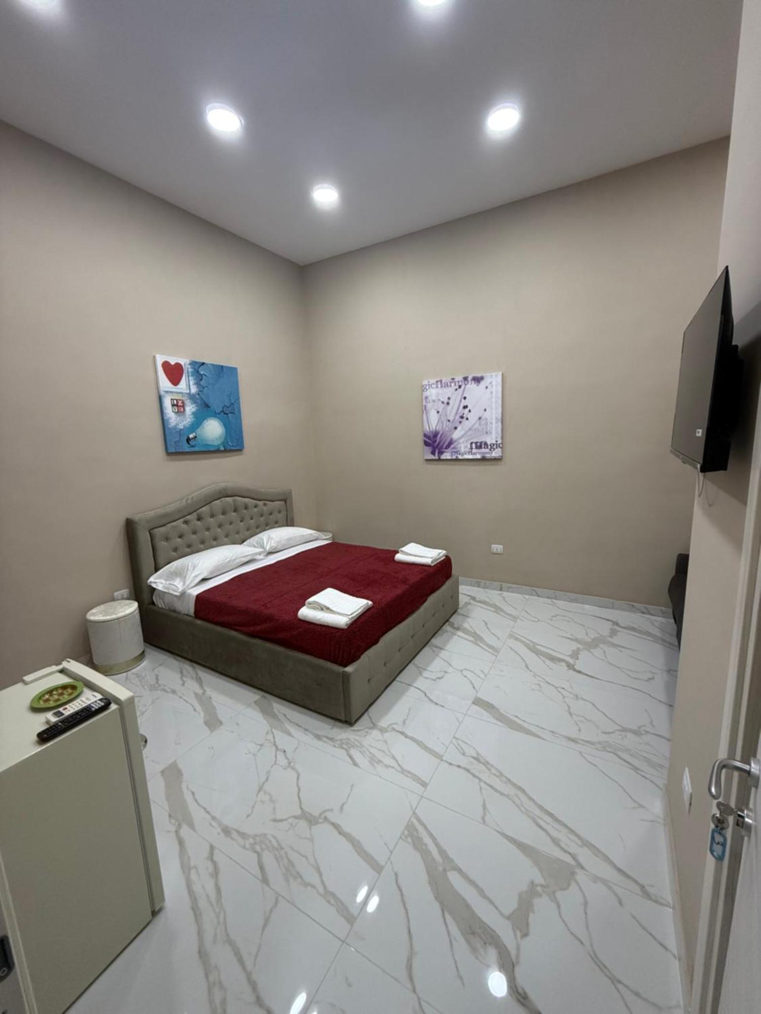 Valentino Caracciolo 105 Apartman Nápoly Kültér fotó