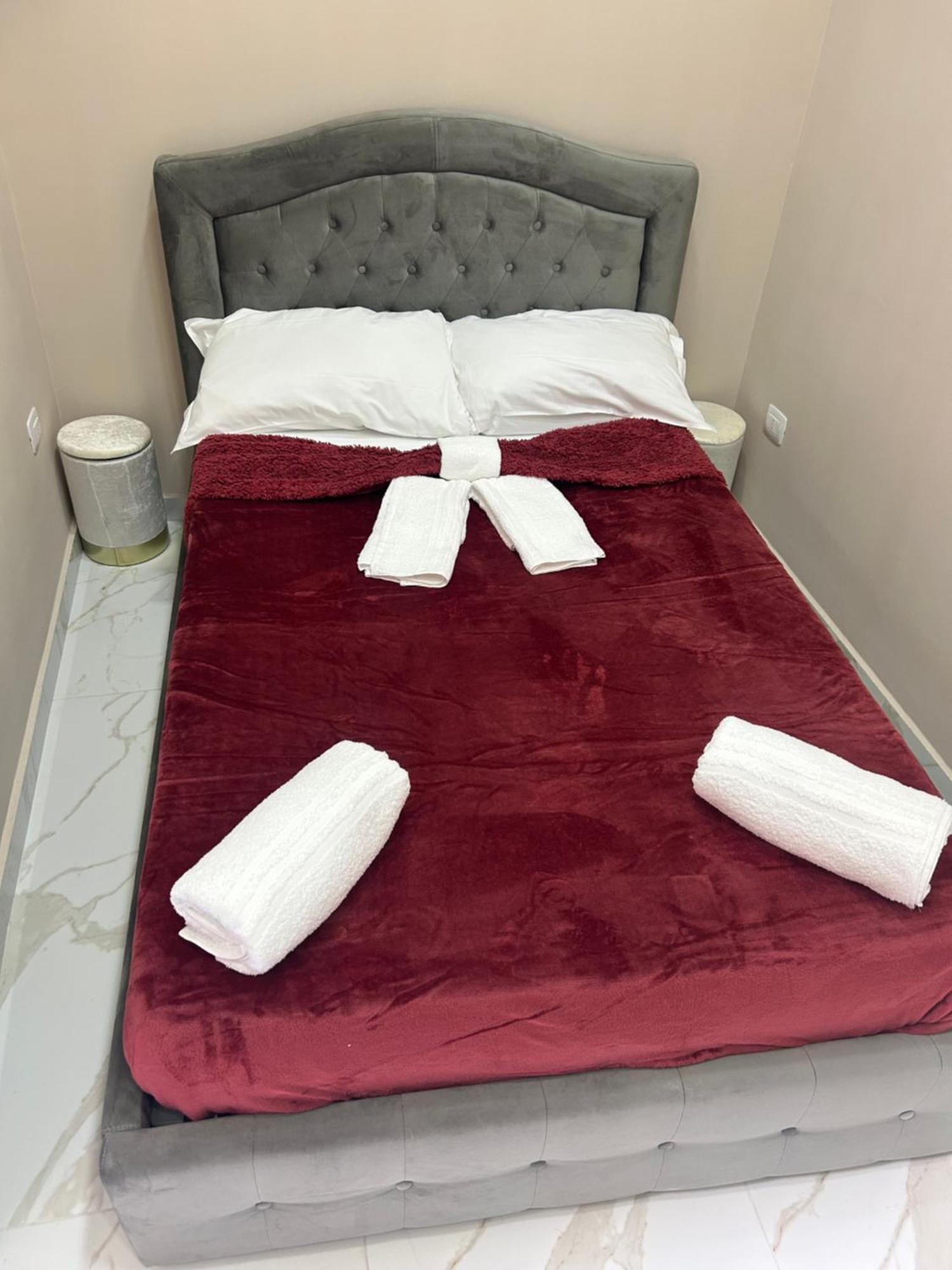 Valentino Caracciolo 105 Apartman Nápoly Kültér fotó