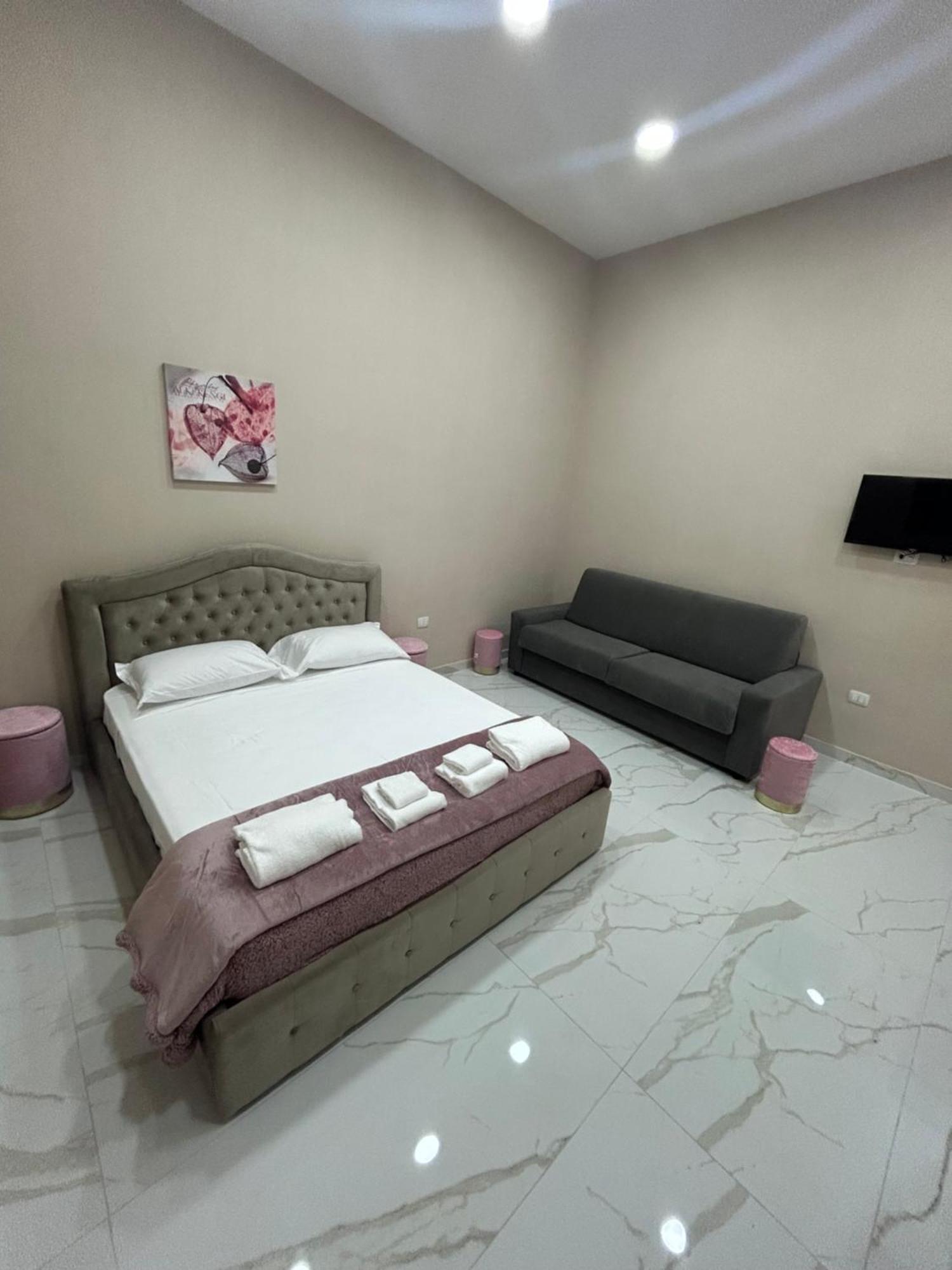 Valentino Caracciolo 105 Apartman Nápoly Kültér fotó