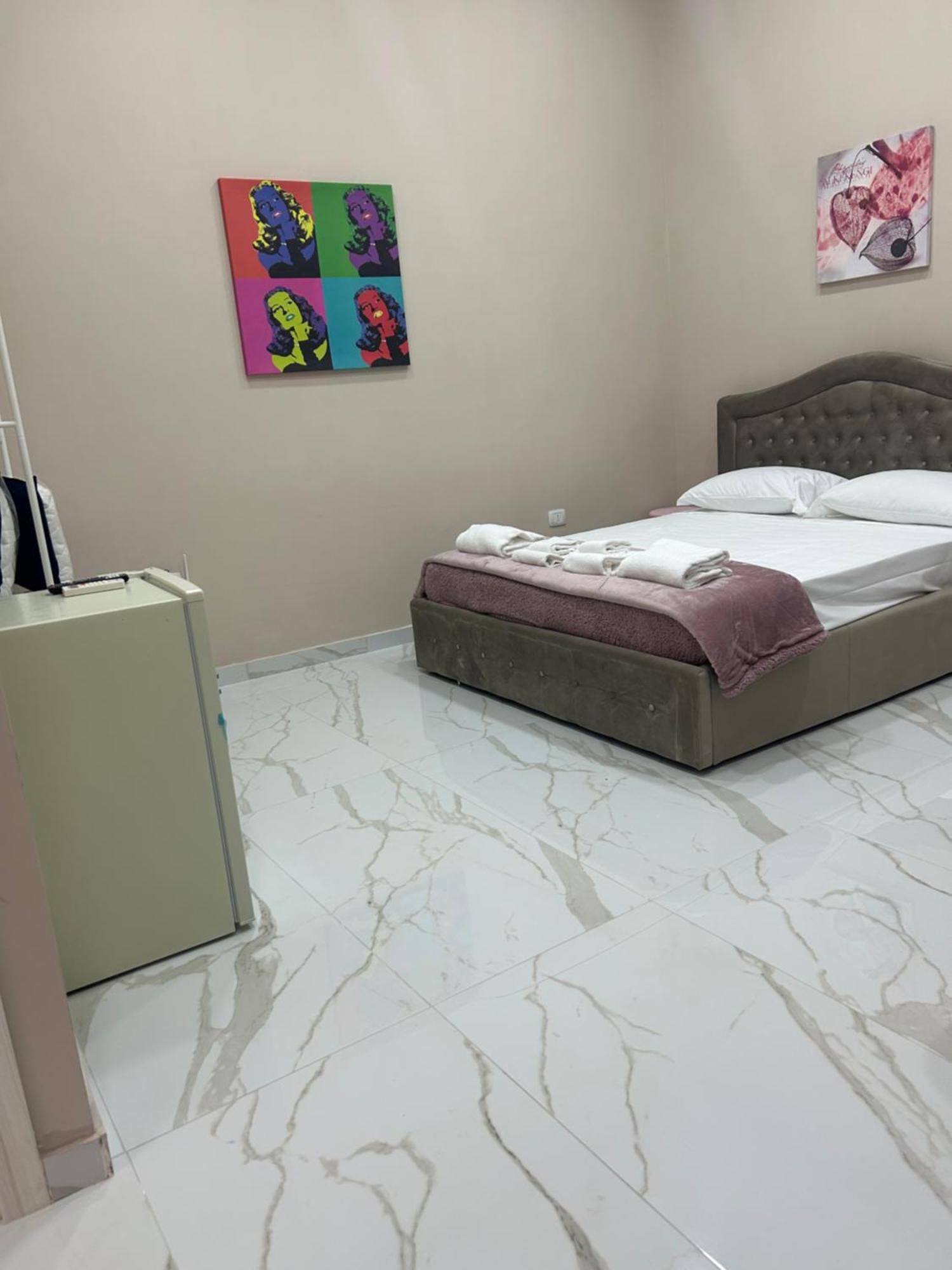 Valentino Caracciolo 105 Apartman Nápoly Kültér fotó