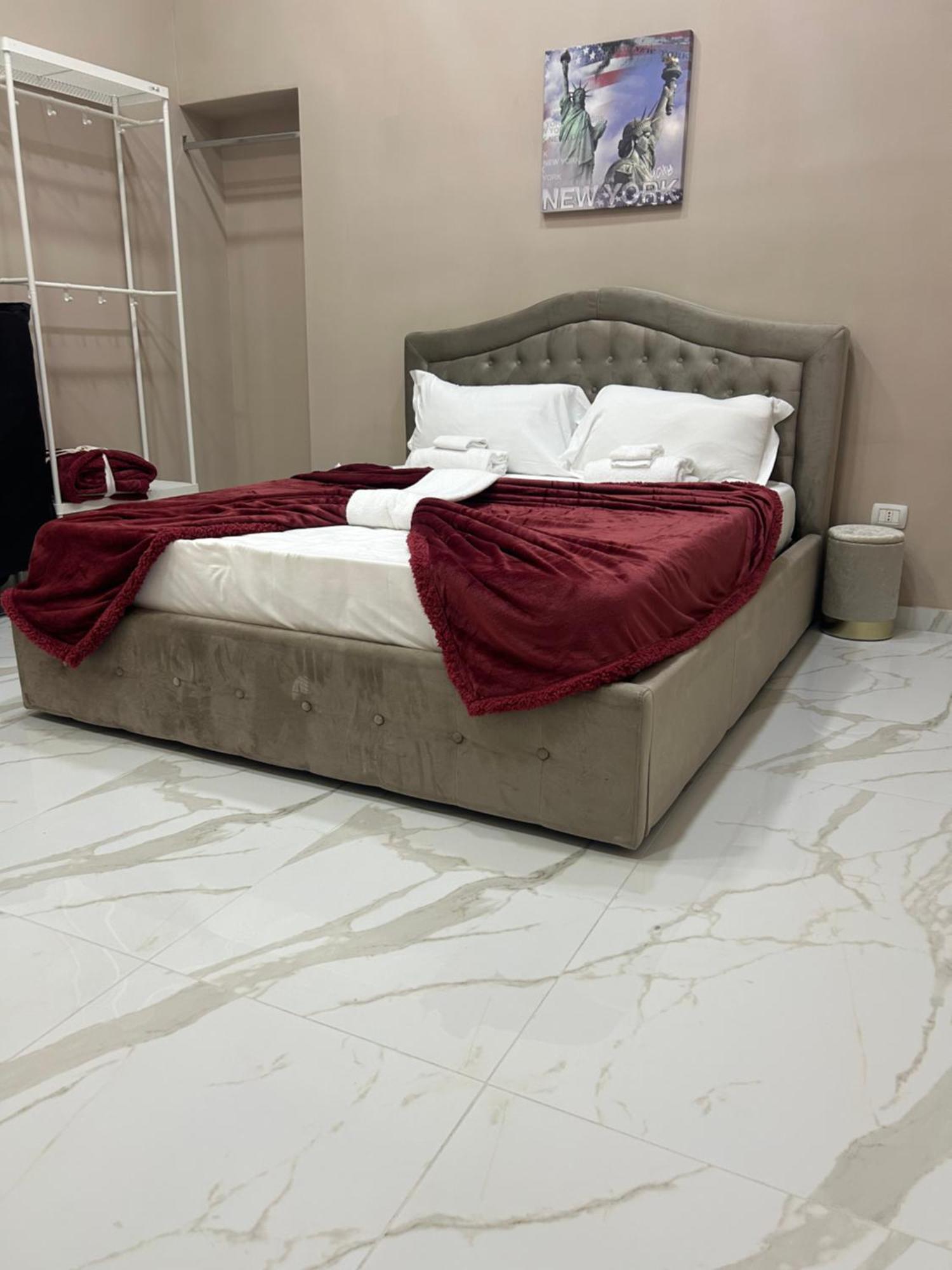 Valentino Caracciolo 105 Apartman Nápoly Kültér fotó
