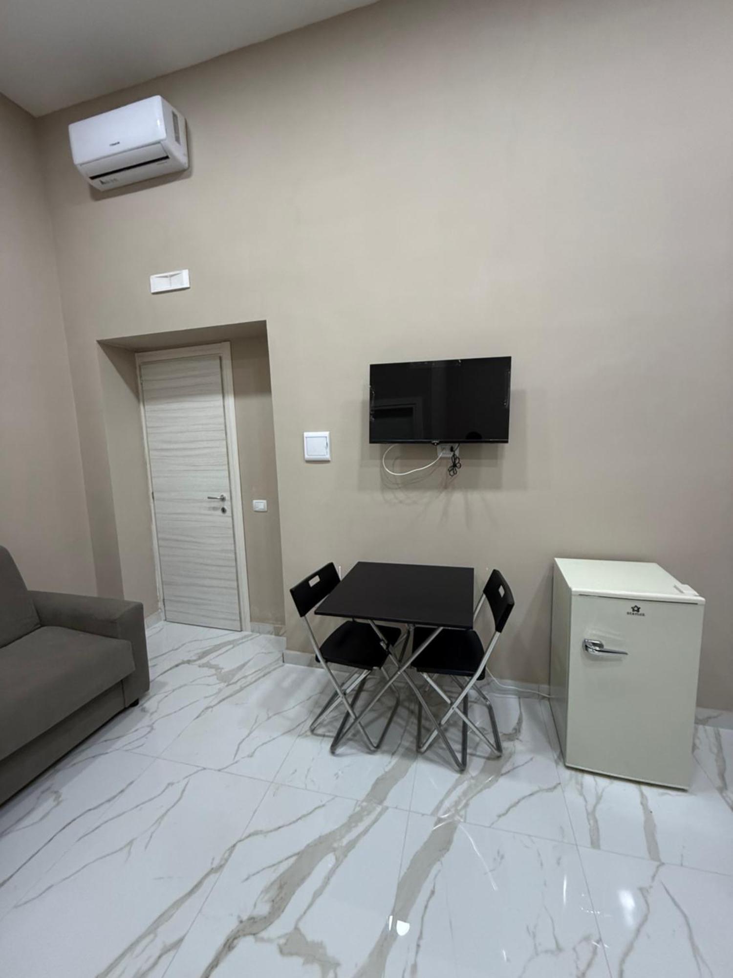 Valentino Caracciolo 105 Apartman Nápoly Kültér fotó