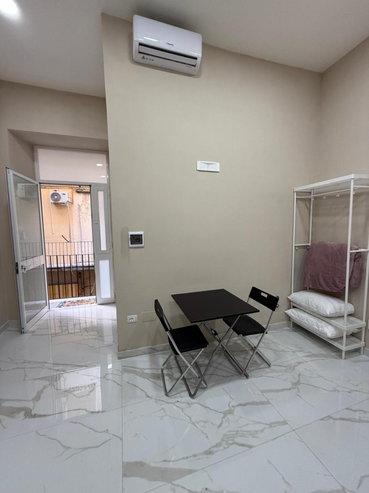 Valentino Caracciolo 105 Apartman Nápoly Kültér fotó