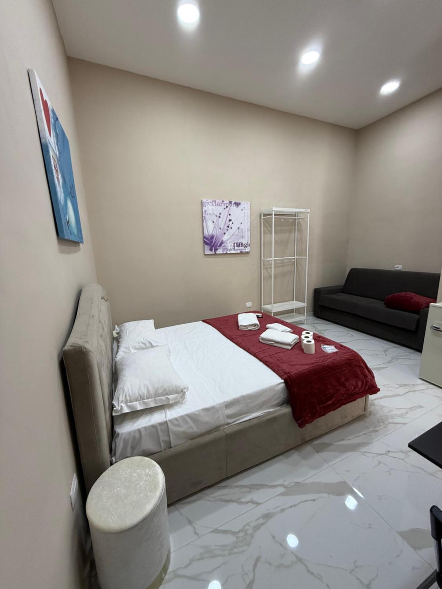 Valentino Caracciolo 105 Apartman Nápoly Kültér fotó